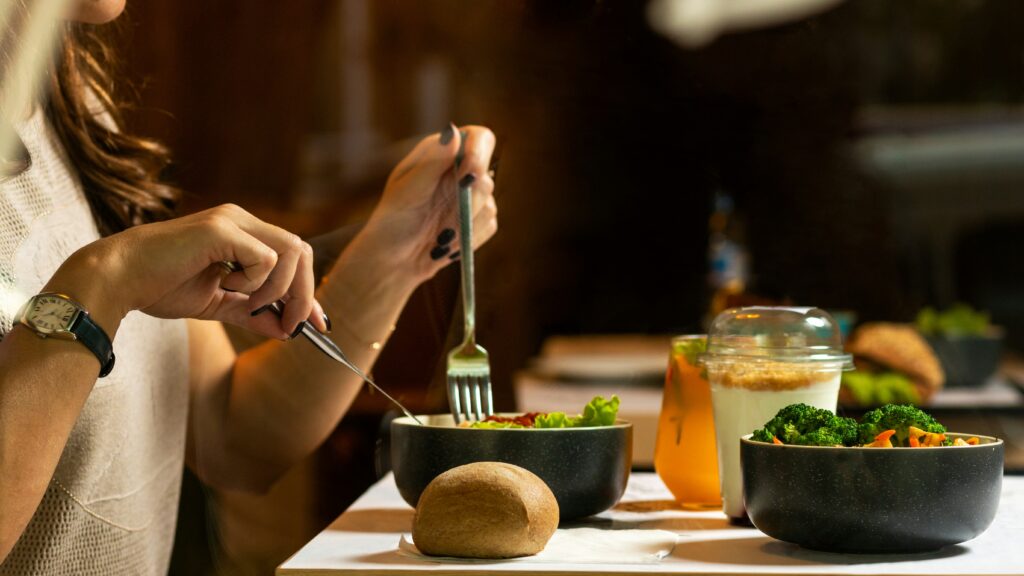 Delicious Defeat: Conquering Type 2 Diabetes with Flavorful, Fuss-Free Food Choices